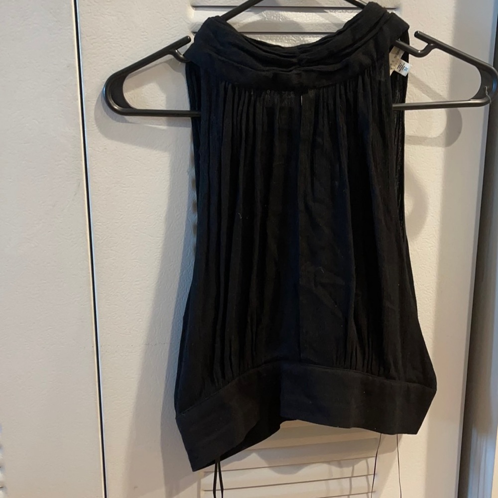 Black High Neck Keyhole Tank